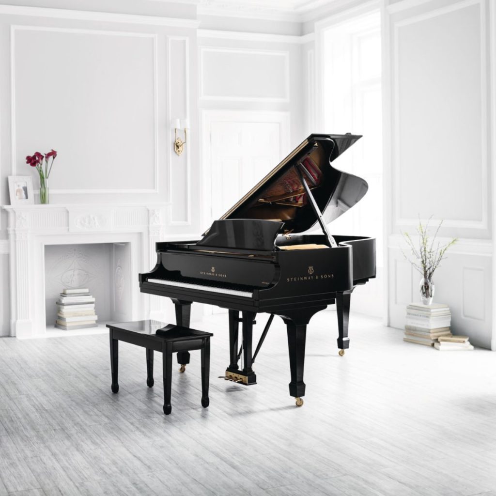 PB STEINWAY SON 030215 14 017 C CMJN300 Model B square