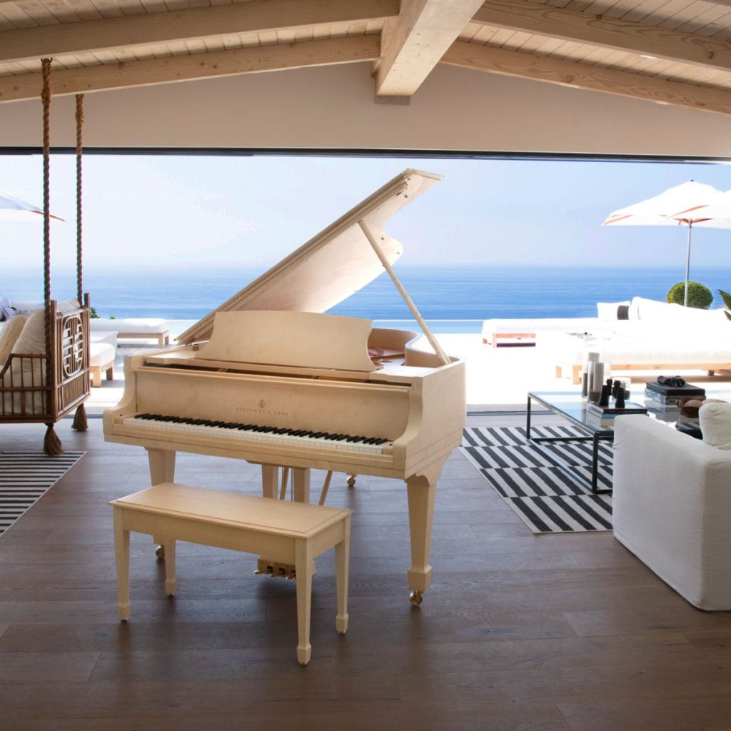 Steinway Crown Jewel Sycamore 209 r edit fma
